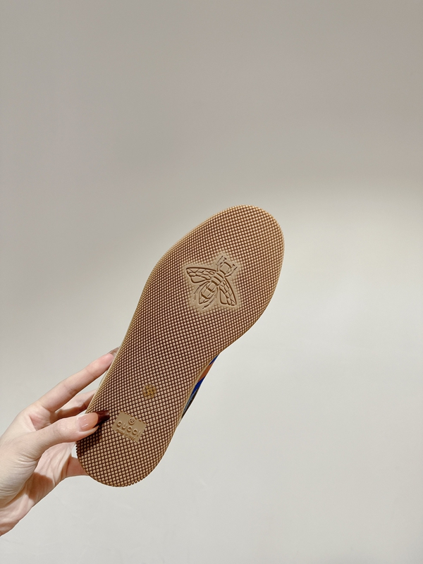 グッチ靴着用イメージ